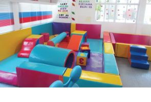 Venta de gimnasios infantiles en espuma, venta de figuras en espuma y piscina de bolas.