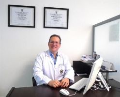 medicos cirugia toracica barranquilla Juan Manuel Troncoso De La Ossa - Coloproctólogo